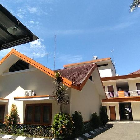 Morse Guest House มะลัง ภายนอก รูปภาพ