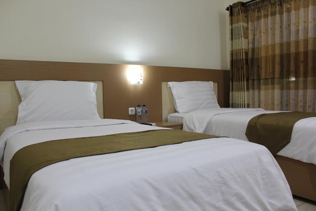 Morse Guest House มะลัง ภายนอก รูปภาพ